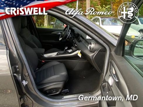 New 2024 Alfa Romeo Tonale Veloce image 40