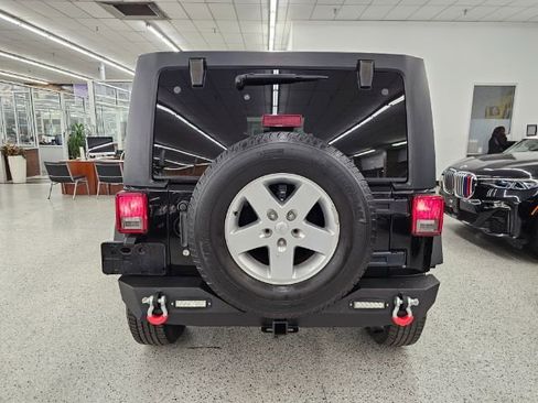 Used 2012 Jeep Wrangler Unlimited Sport image 5
