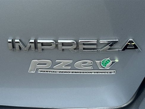 Used 2012 Subaru Impreza 2.0i image 23