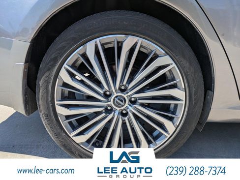 Used 2023 Nissan Altima 2.5 SL FWD image 9