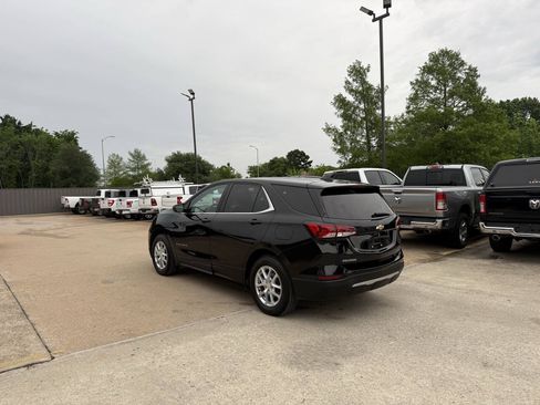 Used 2022 Chevrolet Equinox LT AWD/4WD image 4