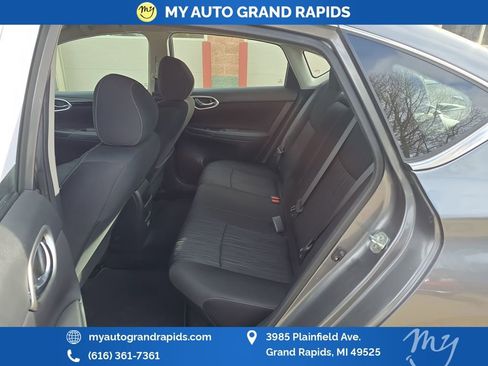 Used 2019 Nissan Sentra SV image 27