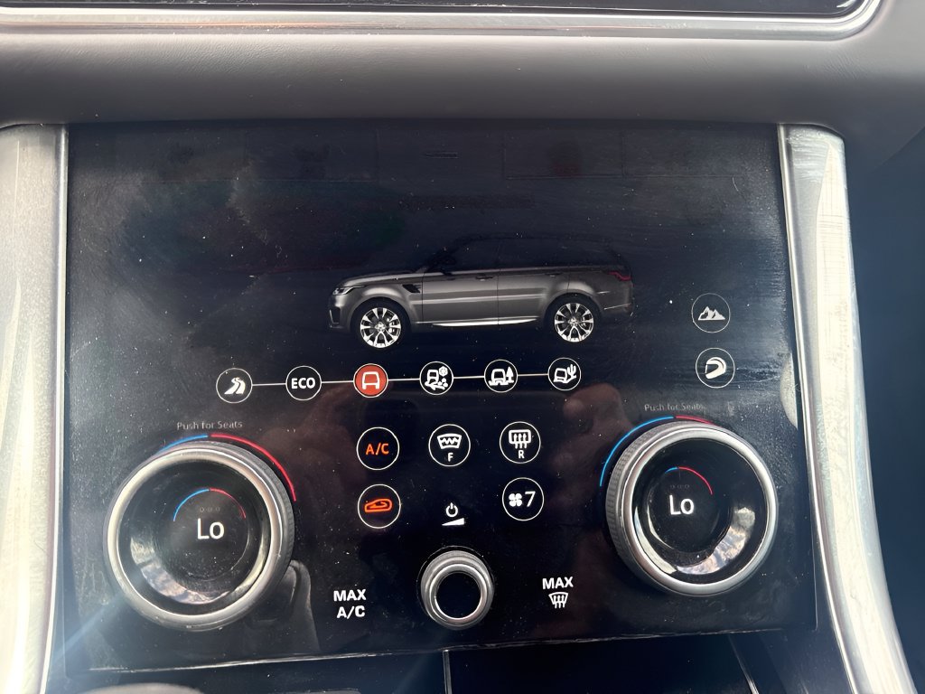Used 2020 Land Rover Range Rover Sport HST AWD/4WD image 17