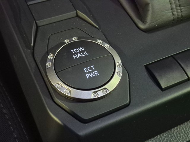 Used 2026 Toyota Tacoma SR5 RWD image 19