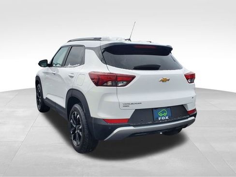 Certified 2021 Chevrolet TrailBlazer LT w/ Premium Seating Package image 3