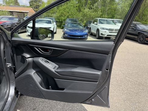 Used 2018 Subaru Impreza 2.0i AWD/4WD image 23