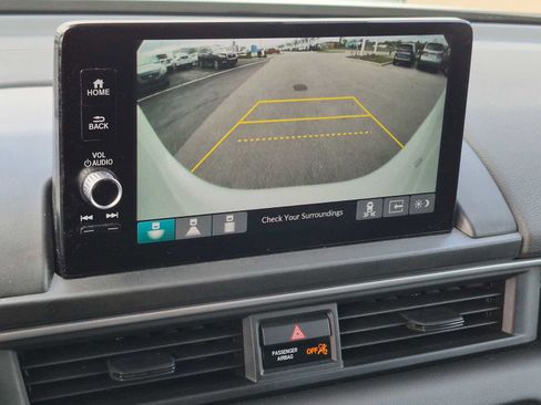 Certified 2025 Honda Pilot EX-L image 32