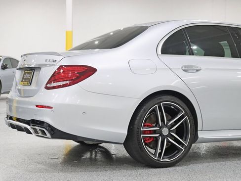 Used 2019 Mercedes-Benz E 63 AMG S image 10