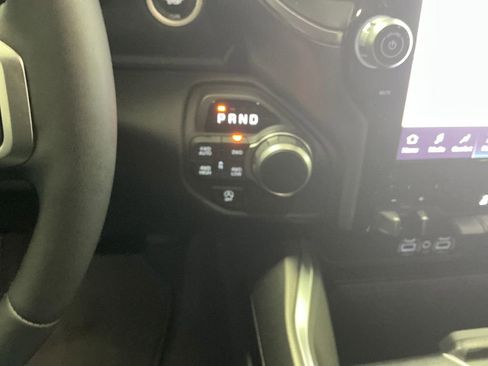 Certified 2025 RAM 1500 Big Horn AWD/4WD image 24