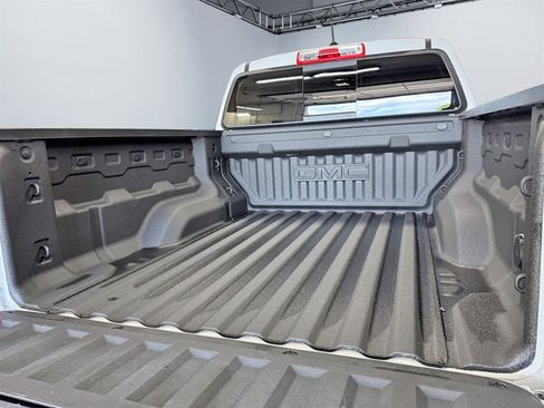 Used 2025 GMC Canyon AT4 AWD/4WD image 7