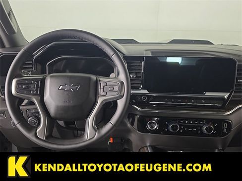 Used 2024 Chevrolet Silverado 1500 LT Trail Boss image 13