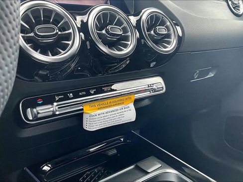 New 2026 Mercedes-Benz GLA 250 image 18