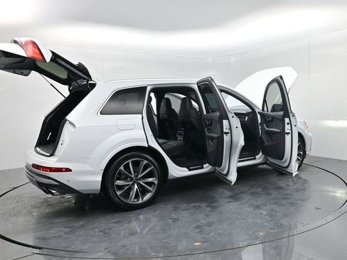 Used 2023 Audi SQ7 Premium Plus image 76