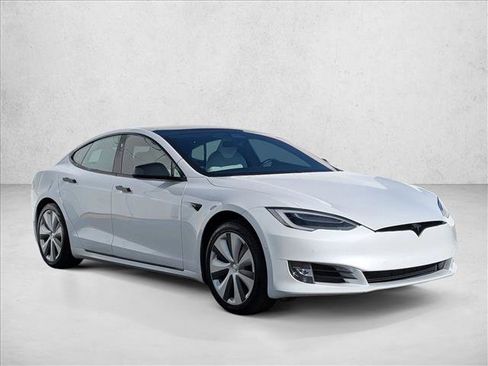 Used 2021 Tesla Model S Long Range Plus image 3