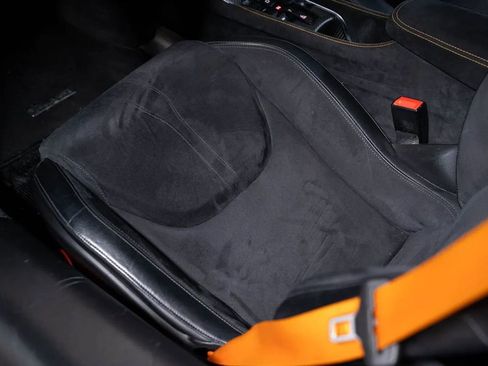 Used 2020 McLaren 600LT Spider image 39