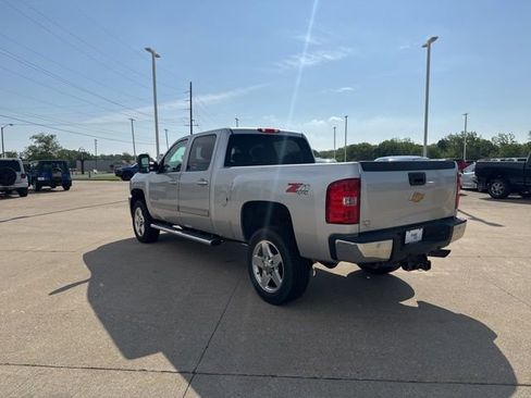 Used 2013 Chevrolet Silverado 2500 LTZ w/ LTZ Plus Package AWD/4WD image 5