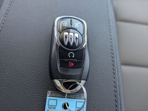 New 2026 Buick Envista Avenir image 35