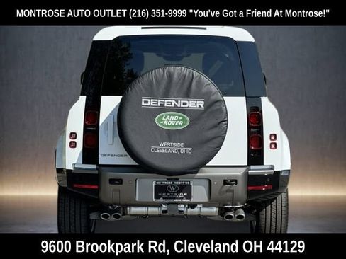 New 2025 Land Rover Defender 110 X-Dynamic SE image 5