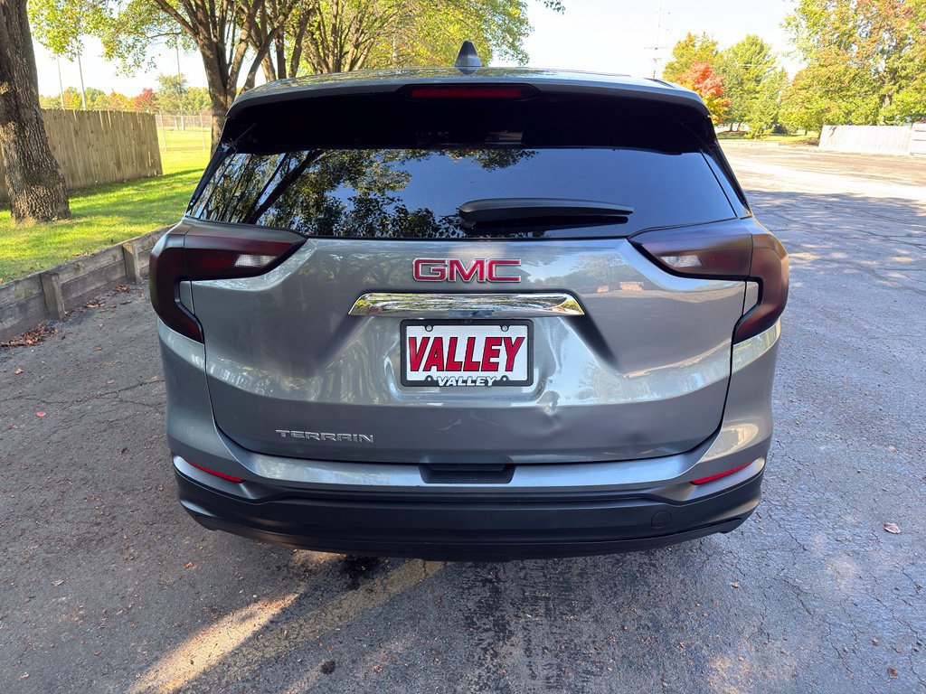 Used 2020 GMC Terrain SLE FWD image 8