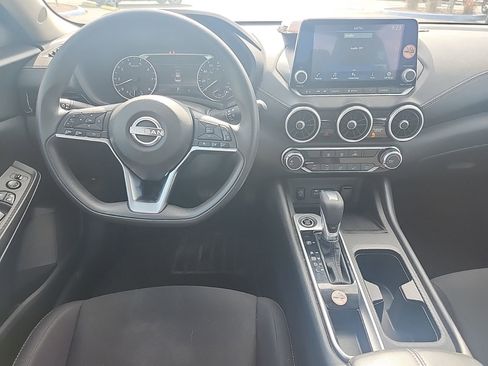 Used 2024 Nissan Sentra SV image 6