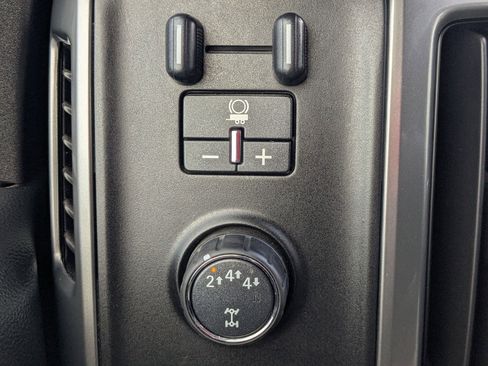 Used 2018 Chevrolet Silverado 2500 LTZ w/ Duramax Plus Package image 28