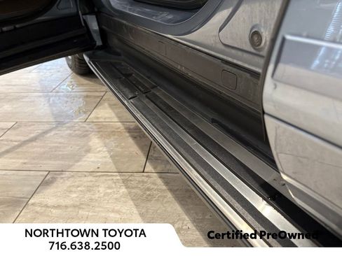 Used 2020 Toyota Highlander Platinum image 21