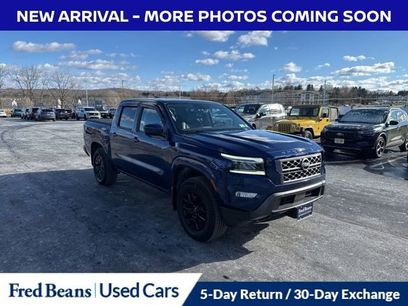 Used 2023 Nissan Frontier SV w/ SV Premium Package