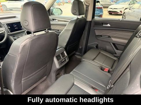 Used 2021 Volkswagen Atlas SE w/ Panoramic Sunroof Package AWD/4WD image 9