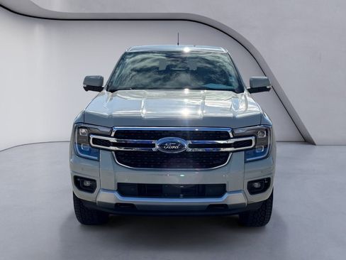 Used 2025 Ford Ranger Lariat w/ Chrome Accent Package image 8