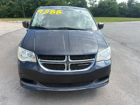 Used 2014 Dodge Grand Caravan SE w/ Quick Order Package 29E SE FWD image 8