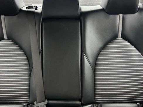 Used 2024 Toyota Camry SE image 10