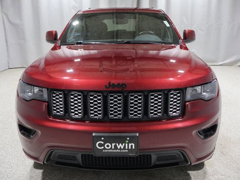 Used 2020 Jeep Grand Cherokee Altitude AWD/4WD image 6