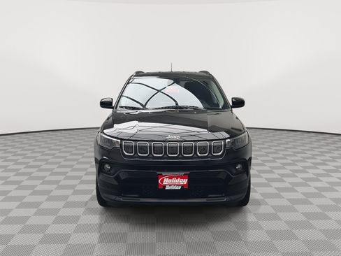 Used 2022 Jeep Compass Latitude AWD/4WD image 32