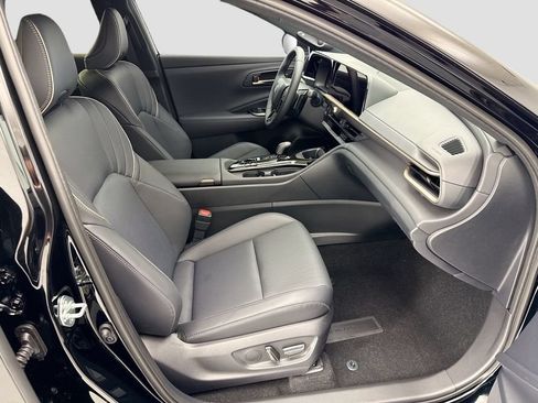 Used 2025 Toyota Crown Signia AWD/4WD image 19