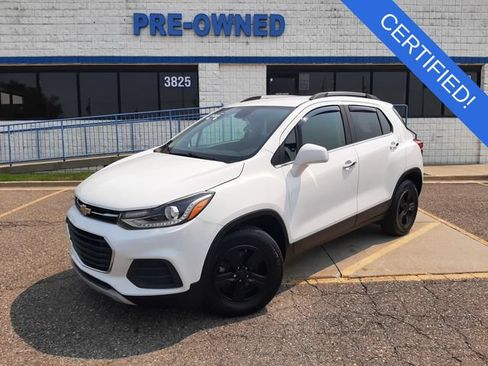 Certified 2018 Chevrolet Trax LT w/ LT Convenience Package AWD/4WD image 1