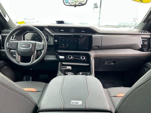 Used 2026 GMC Sierra 1500 AT4 w/ AT4 Premium Package AWD/4WD image 6
