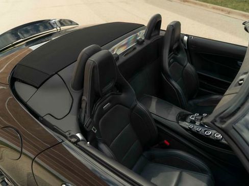 Used 2018 Mercedes-Benz AMG GT C image 36