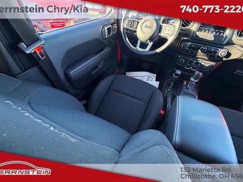 Used 2021 Jeep Wrangler Unlimited Sahara image 10