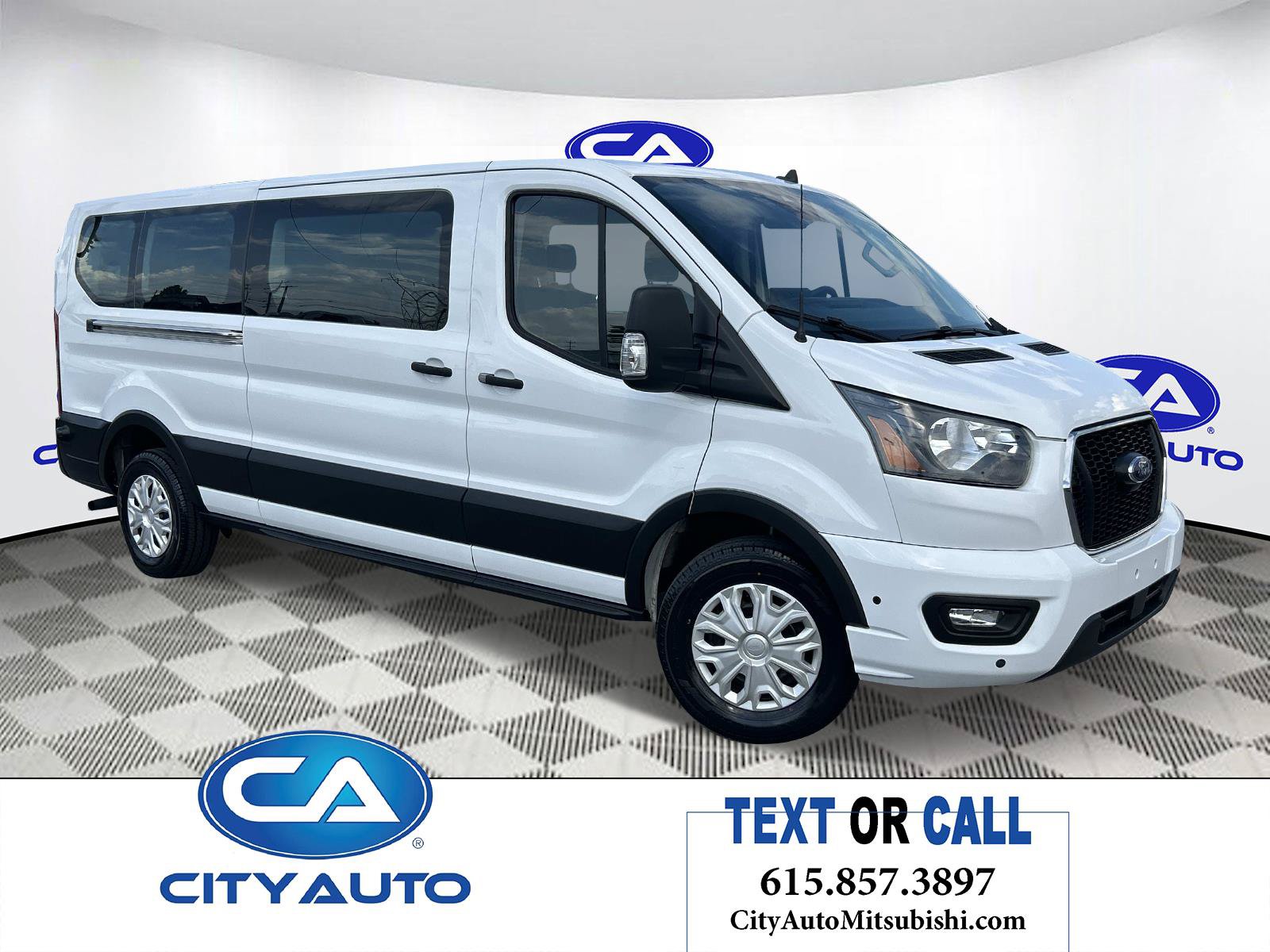 Used 2024 Ford Transit 350 XLT RWD image 1