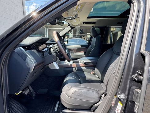 Used 2025 Land Rover Range Rover Long Wheelbase SE AWD/4WD image 16
