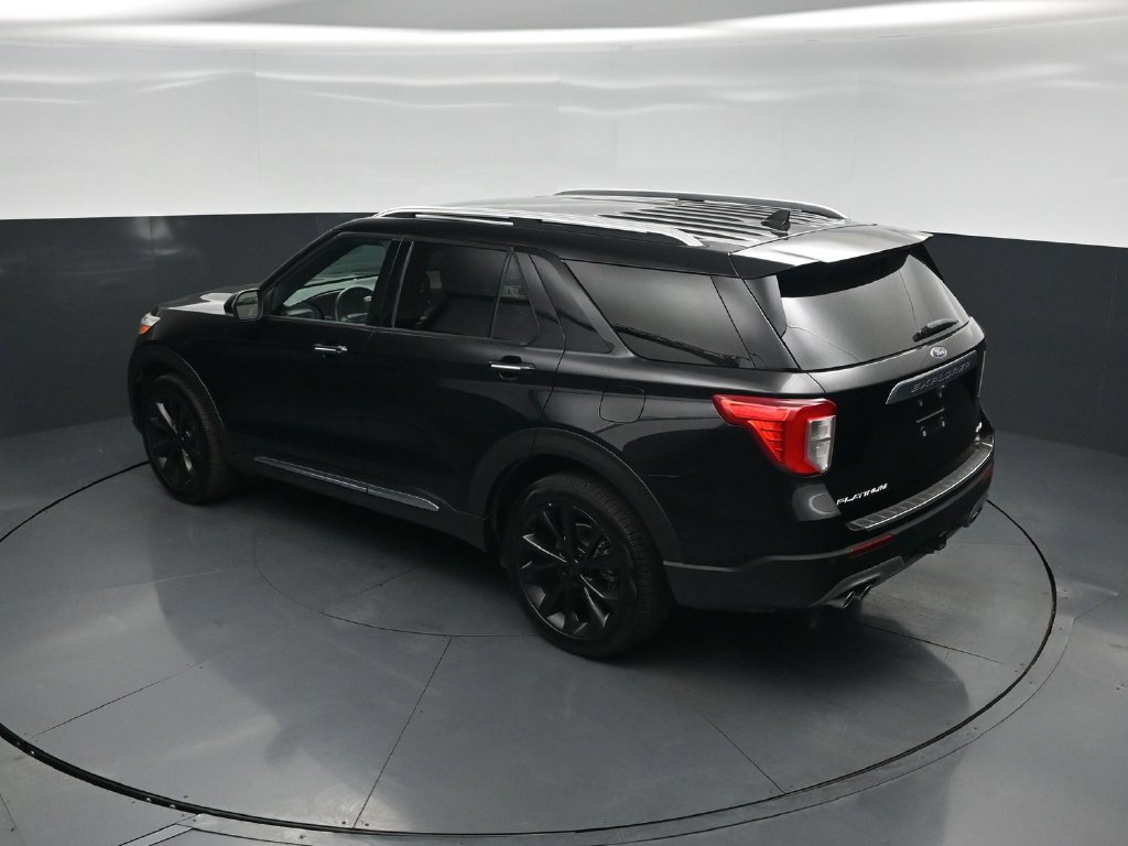 Used 2022 Ford Explorer Platinum w/ Equipment Group 601A AWD/4WD image 43