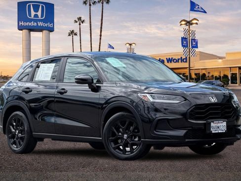 Certified 2024 Honda HR-V Sport image 2