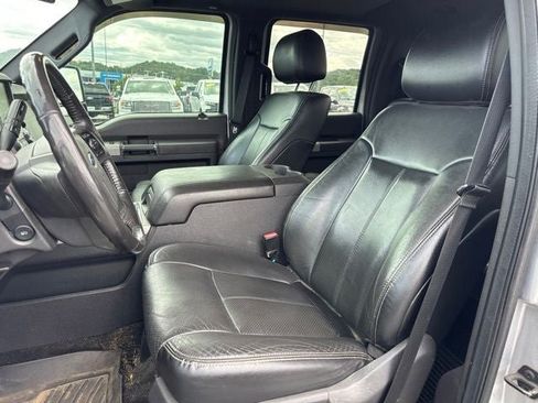 Used 2016 Ford F250 Lariat w/ Lariat Interior Package AWD/4WD image 19