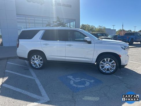 Used 2024 Chevrolet Tahoe High Country w/ Advanced Technology Package image 34