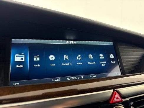 Used 2018 Genesis G90 3.3T Premium RWD image 30
