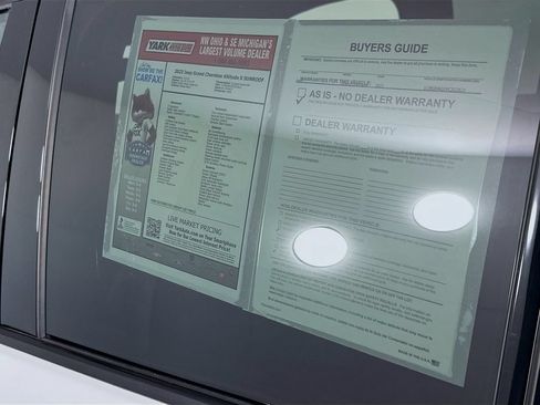 Certified 2023 Jeep Grand Cherokee Altitude AWD/4WD image 16