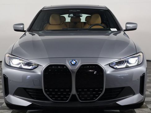 Certified 2023 BMW i4 eDrive35 RWD image 2