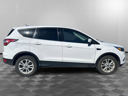 Used 2017 Ford Escape SE w/ SE Cold Weather Package FWD image 8