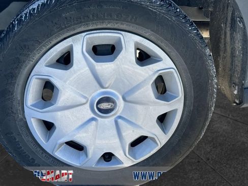 Used 2016 Ford Transit Connect XL image 12