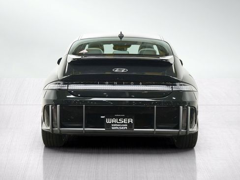 Used 2023 Hyundai Ioniq 6 Limited AWD/4WD image 4